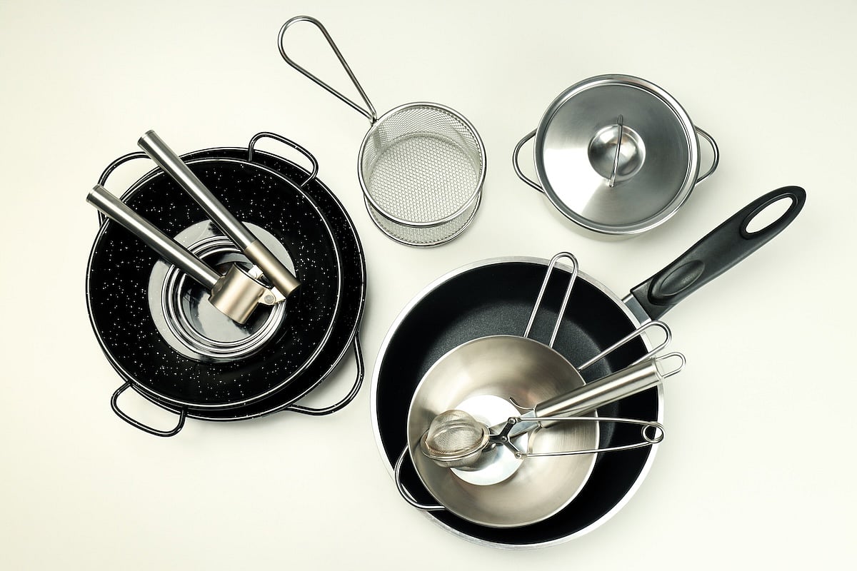 Pb Cookware FDA Tells Consumers to Toss 19 Cookware Items That May Contain Lead