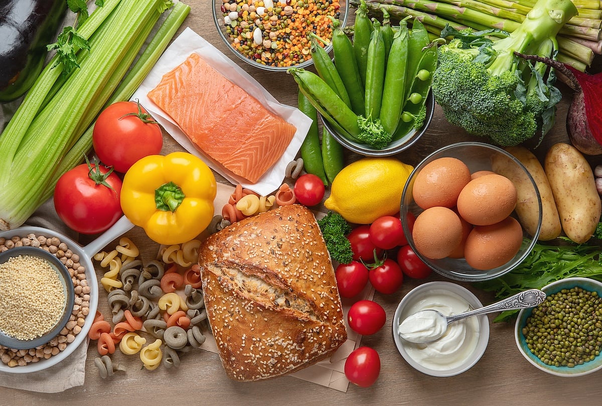 Whole Foods Diet Allows Folks To Eat More While Cutting Calories, Analysis Shows