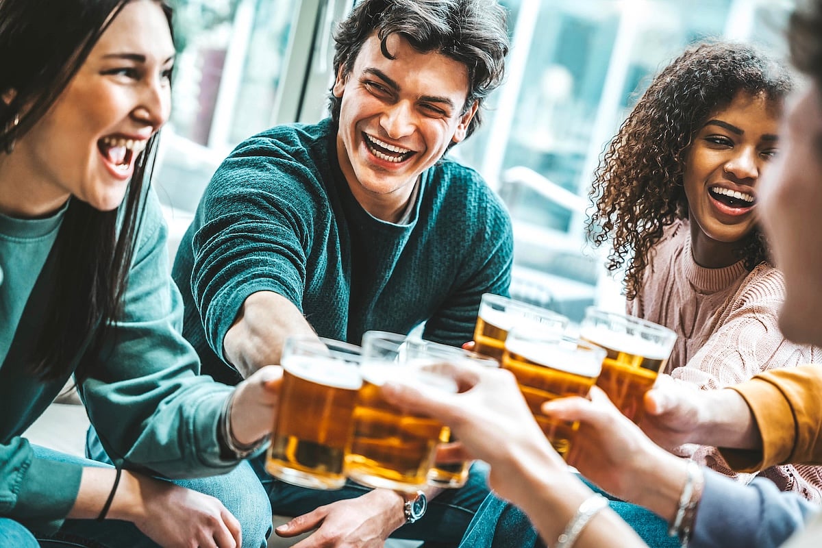 Heavy Drinking Harms College Students' Brain Power, Study Finds