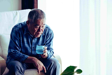 緑内障は「幸福と感じていない」ことと関連、特に男性で顕著