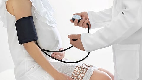 炎症性腸疾患を有する女性の妊娠管理に関する推奨事項を提示