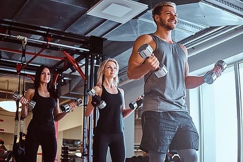 身体活動習慣を維持することが中年期の累積ストレスの少なさと関連