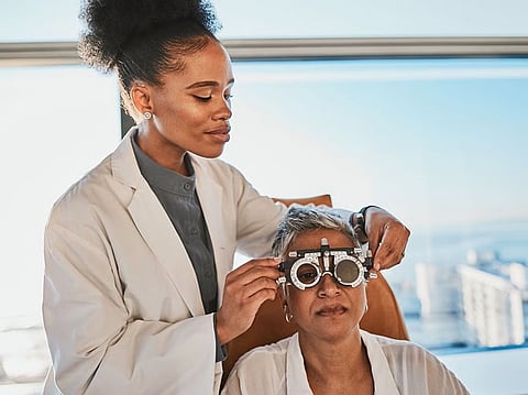 眼圧22mmHgという値は依然として眼科医の緑内障治療意思決定に影響