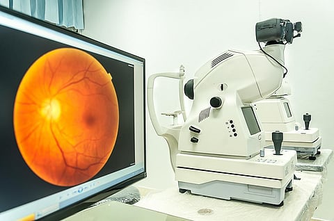 眼底写真を基にした「網膜年齢」が健康状態を知る手がかりに？