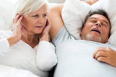 閉塞性睡眠時無呼吸、記憶力低下や認知症リスクとの関連を示す新たなエビデンス