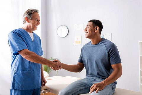Tratamiento no quirúrgico útil para hombres con enfermedad de Peyronie
