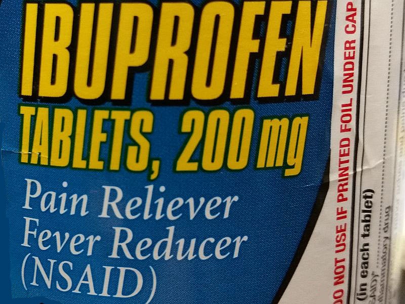 Ibuprofen May Harm Fetal Ovaries During First Trimester