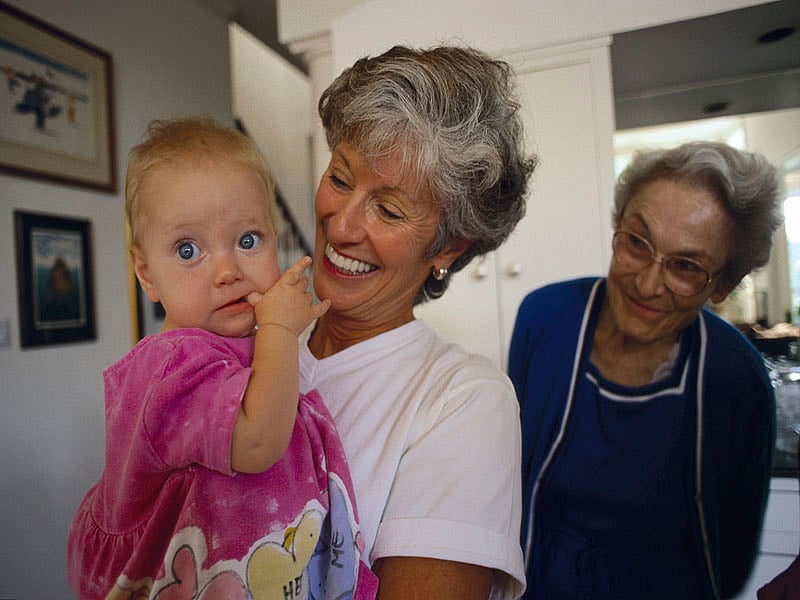 Seniors, Stay Away From Young Kids to Avoid Pneumonia: Study