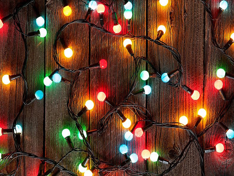 Trim Your Holiday Stress This Season: Experts Offer Tips