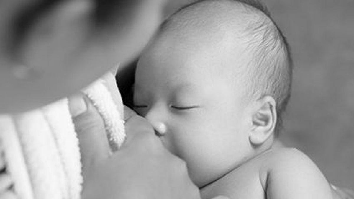 Breastfeeding 101: Tips for New Moms Breastfeeding 101: Tips for New Moms