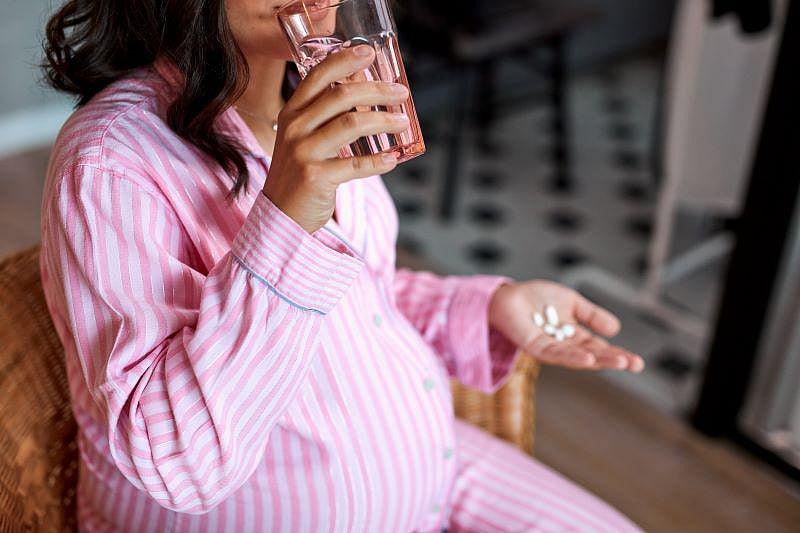 Xanax, Valium in Pregnancy May Raise Miscarriage Risk