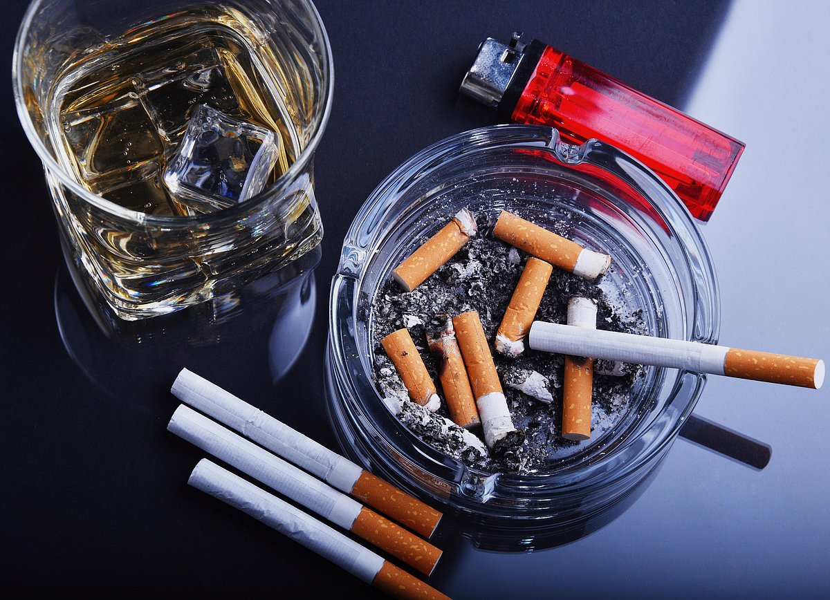 how many grams of tobacco in a king size cigarette Cigarette Box Dimensions & Sizes: Standard,100's,Slim & more