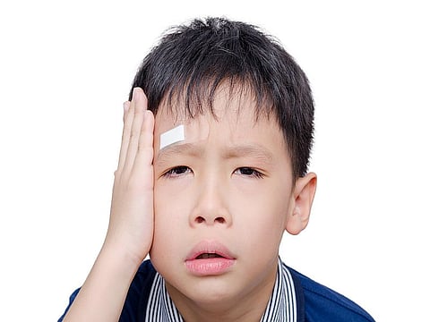 小児の脳震盪が視覚と平衡感覚の異常に関連か