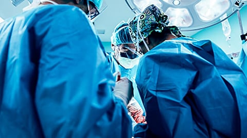 肥満症治療薬は手術前の胃残留量増加に関連