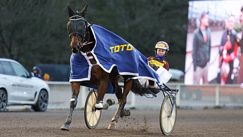 Hector Sisu ja Janita Antti-Roiko avasivat Toto75-kierroksen komealla soololla.