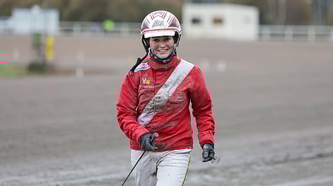 Elina Leinonen raviohjastaja