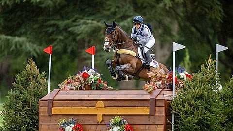 Oppia maailman huipulta. Laura Collett ja London 52. 