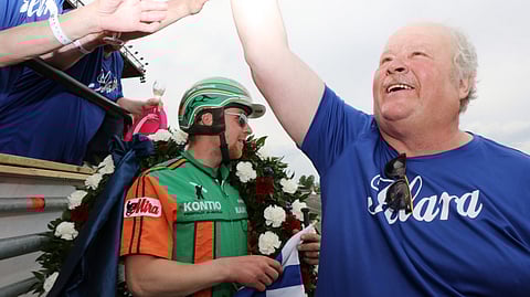 Tarmo Tiainen pääsi kiertämään maailmaa Polaran kanssa.