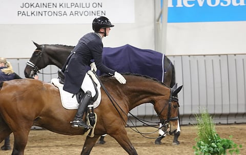 Ville Vaurio ja Dante loistivat Ypäjällä.  C-tuomari Maisa Torkkola kehui ratsastusta ammattimaiseksi ja koko GP-luokan sellaiseksi, mitä oli "kiva katsella". 