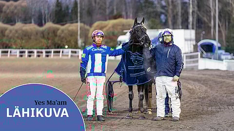 Miika Tenhusen valmentama Yes Ma’am noteerasi aprillipäivänä Vermossa tuloksen 14,9/2120 metriä. Santtu Raitala ohjastaa tammaa myös tulevana lauantaina.