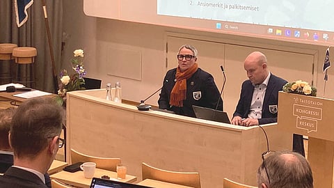 SRL:n puheenjohtaja Marjukka Manninen ja toiminnanjohtaja Jukka Koivisto.
