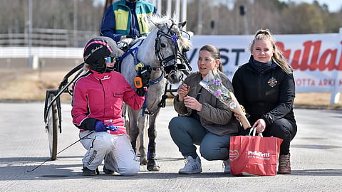 Rekka ja Elina Särkelä kuvassa vasemmalla Oulun valloittajina viime lauantaina.