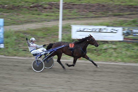 Kari Alapekkala nauttii Pendolino Manin vauhdista