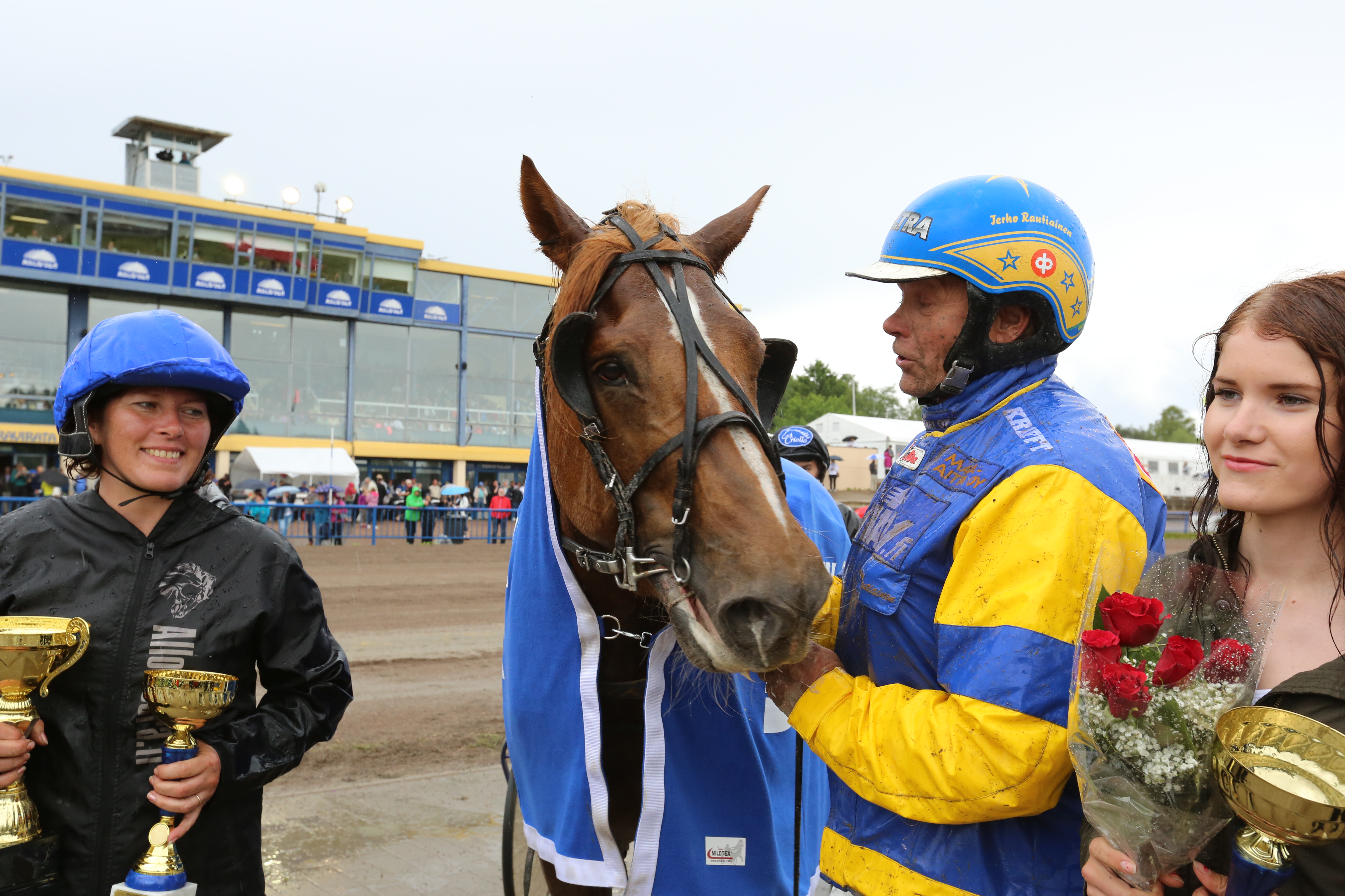 Terho ja Jenni Rautiainen starttaavat tänään ensimmäistä kertaa samassa ravilähdössä.