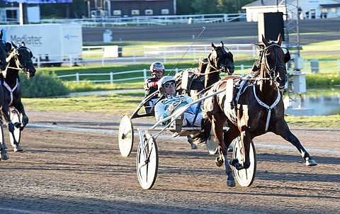 Delicious kiri herkullisesti ohi vastustajiensa lauantain miljoonakisassa.