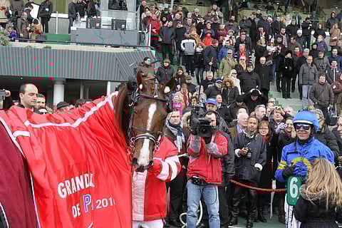 Lionel suuntaa jälleen Pariisiin. 