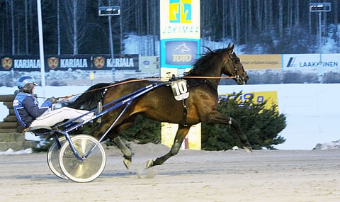 Jontte Boy näytti lämmityksen 1.14-kyydissä hyvältä. Kuva Harri Lind.