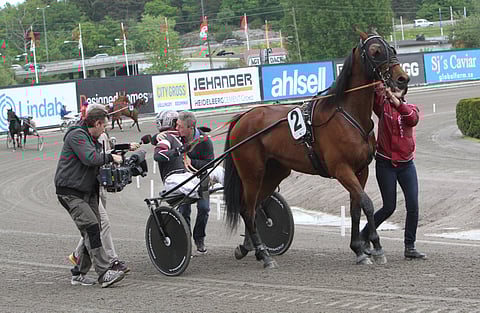 Dante Bokoa ja Adrian Kolgjinia juhlittiin Sweden Cupissa. Kuva Harri Lind.