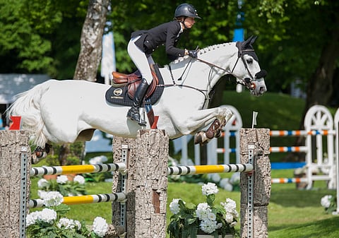 Anna-Julia Kontio ja Fardon vuonna 2015.