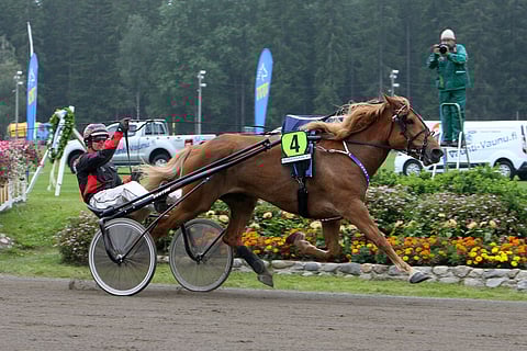 Ravikuningatar Saaga S saa ideasysteemiin kaveriksi kovaa avaavan Eickun.