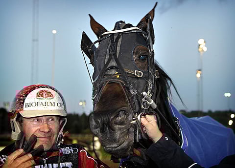 Risto Airaksisella ei ollut peukalo keskellä kämmentä ja Velvet Girlillä taas oli sydän paikallaan Vermossa.