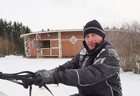 Tapio Perttusta ei nähdä muutamaan viikkoon kilpakärryillä. Arkistokuva: Stiina Ikonen