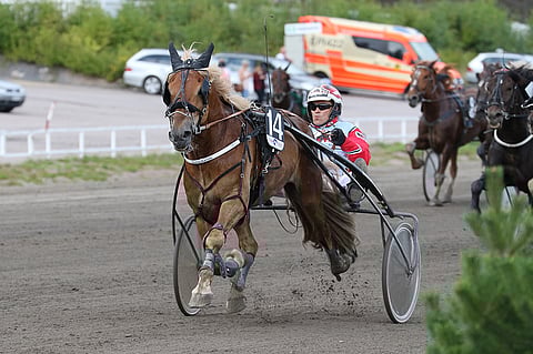 Jouni Miettisen valmentamaa Rapin Aatosta ajoi Teivossa Hannu Torvinen.