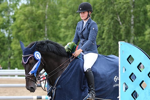 Kia Orhanen ja Jarco van de Rundsvoort hyppäsivät Salon nuorten GP:n osakilpailun voittoon puhtailla kierroksilla.