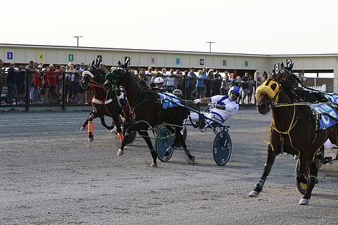 MM-kilpailuja jatketaan maanantaina, jolloin Mohawkin radalla ajetaan neljä osalähtöä. Mika Forss kiidätti Brighten Your Lifen toiseksi launtaina. Kuva: Ilkka Nisula