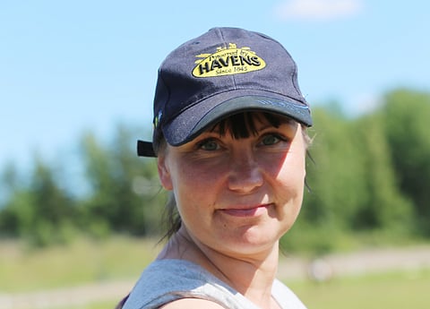 Satu Juurinen kertoo, että Zellelässä maneesi kumisee tyhjyyttään.