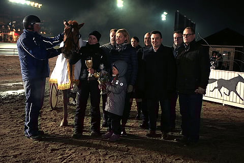 Venliä juhlittiin Killerin ravien päätteksi.