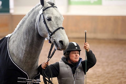 Titta Fransson juoksi kunniakierroksen Oripäivien voittajaori Celantuksen kanssa.