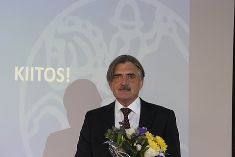 Fred Sundwallia kiitettiin pitkästä työpanoksesta.