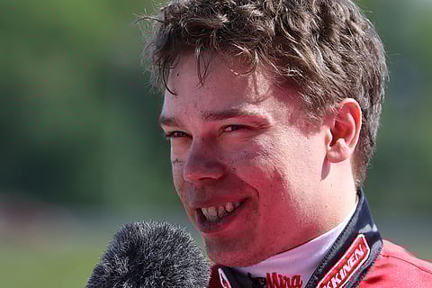 Kavionjälkiä-ohjelma tutustuu Santtu Raitalan arkeen