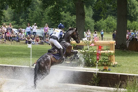 Pauliina Swindells ja Ferro S Luhmühlenin neljässä tähdessä.