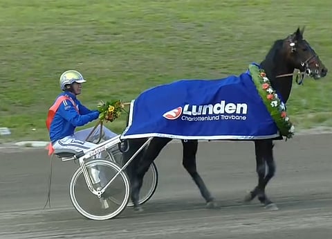 Björ Goop kehui voittajakehässä Chock Nockin juoksupäätä ja sitkeyttä. (Kuva: ATG Live)