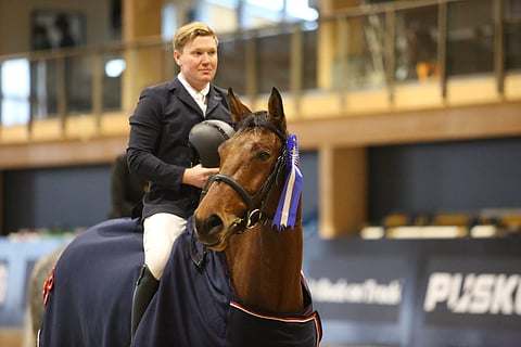 Pasi Nurmi ja perheen oma kasvatti Sweetheart, joka on nimensä veroinen kullannuppu.