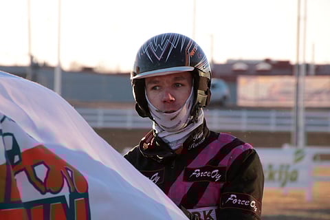 Kimi Pesonen ohjasti War Childin ykköseksi Wahlstén Tie Tähtiin -lähdössä Porissa. Kuva: Iita-Maria Ahtiainen