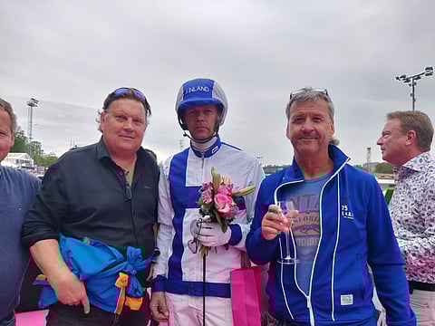 Mika Forss on mitalivauhdissa. Kuva: Tapio Mäenpää.