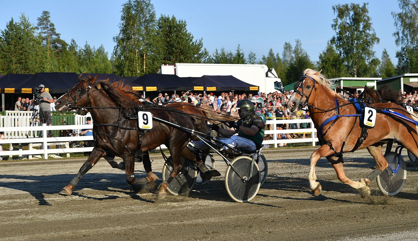 Metkutus kiersi voittoon ennen perässään tullutta Vaellusta ja Vernantoa.